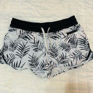 Vuori athletic shorts